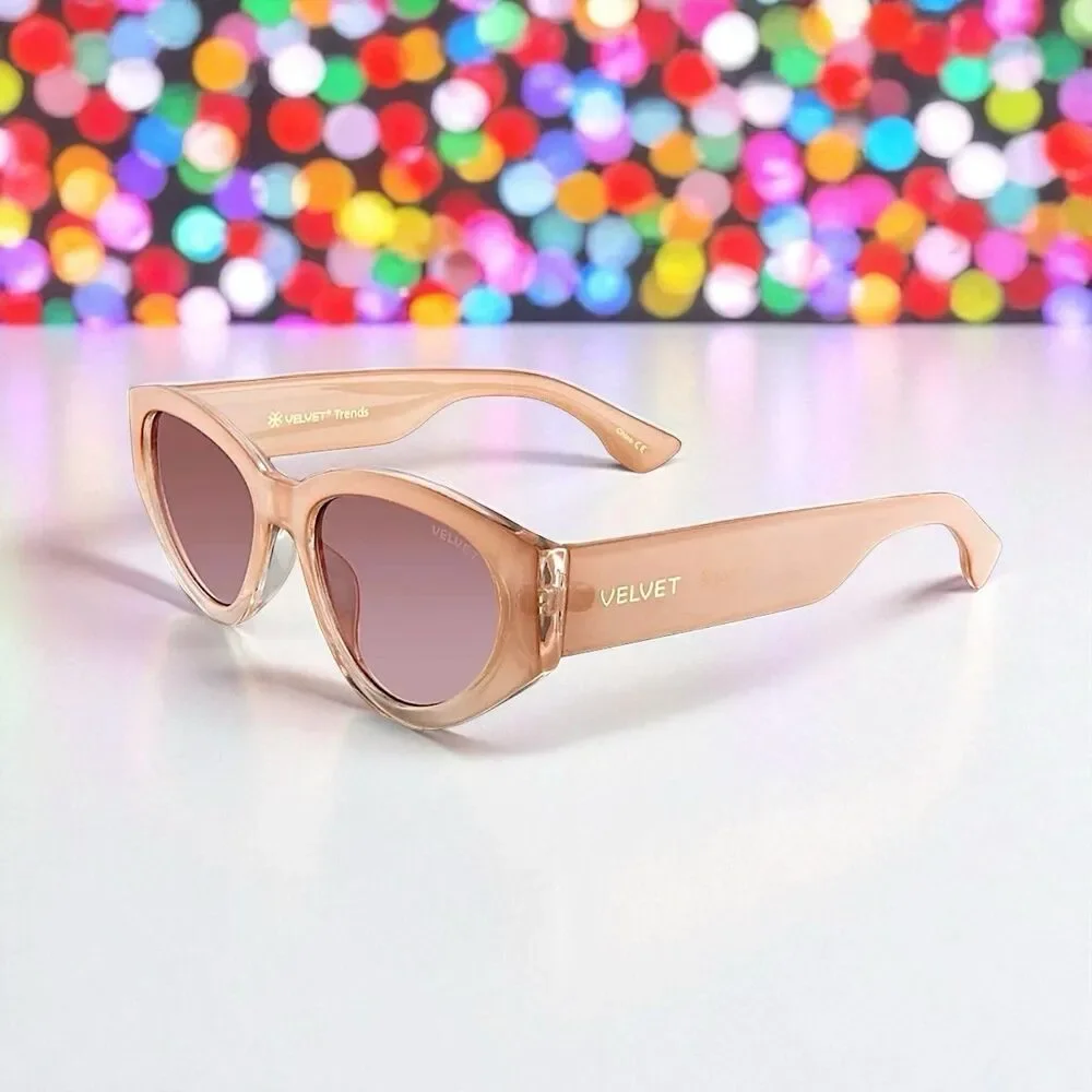 VELVET EYEWEAR The Rosa Cat Eye Sunglasses in blush w/microfiber pouch